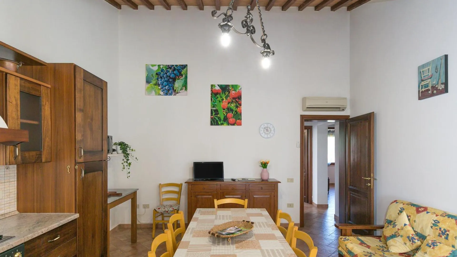 Il Pino - Appartamento Alloro Cecina  Farm stay