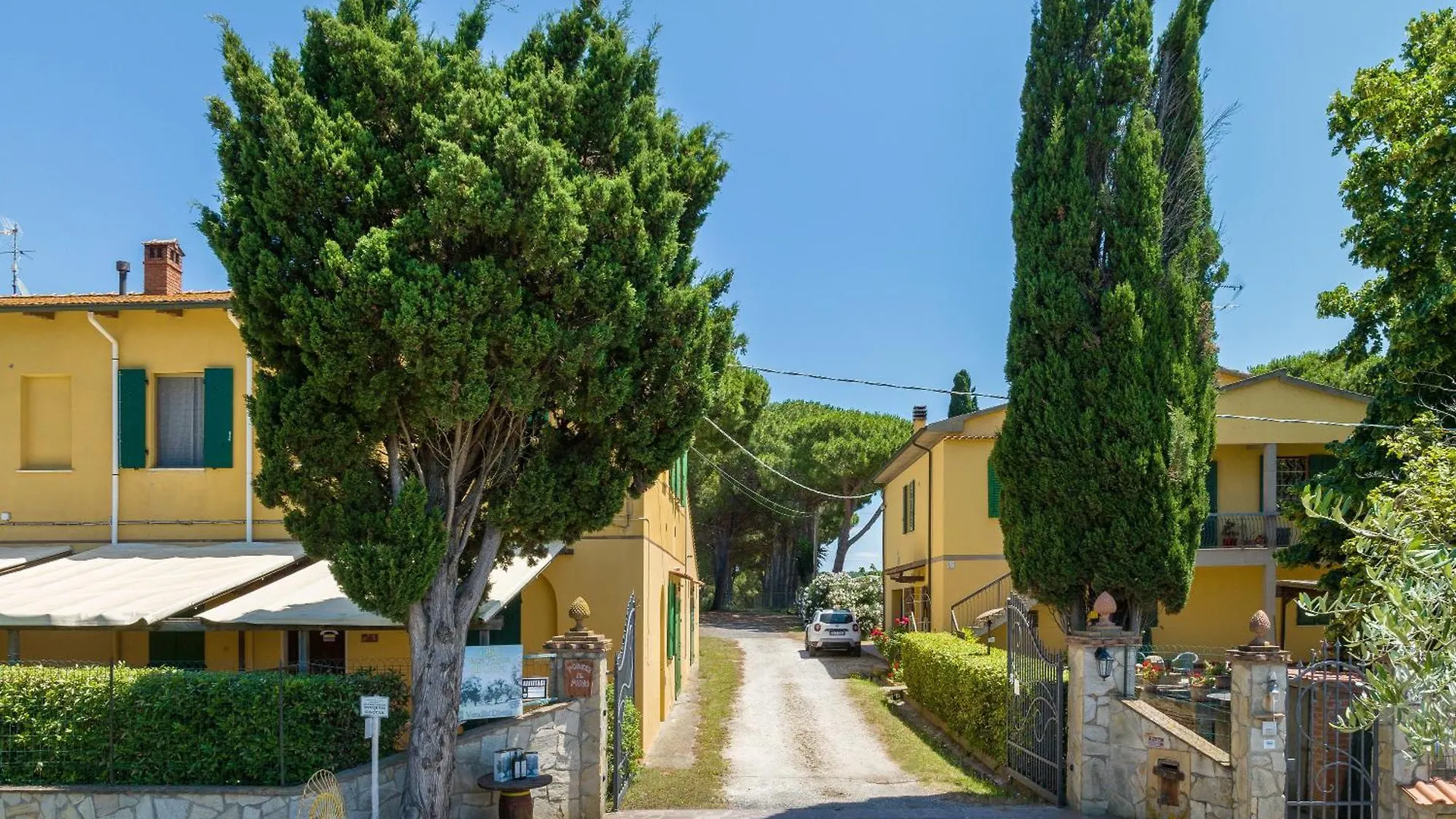 Il Pino - Appartamento Alloro Cecina  Farm stay Cecina (Livorno)